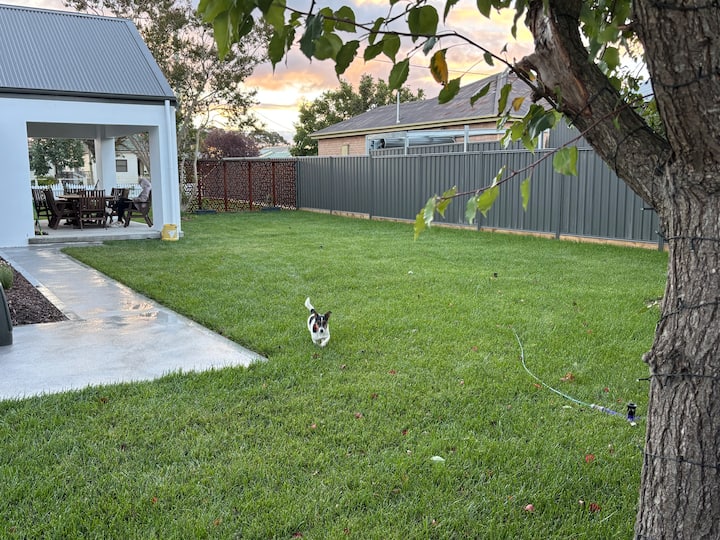 b0e52eb52dcdceff6a84cf4414abf432_loira-cottage-3
